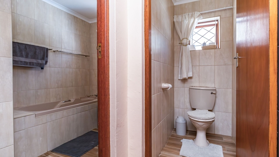 3 Bedroom Property for Sale in Rensburg Estate Western Cape